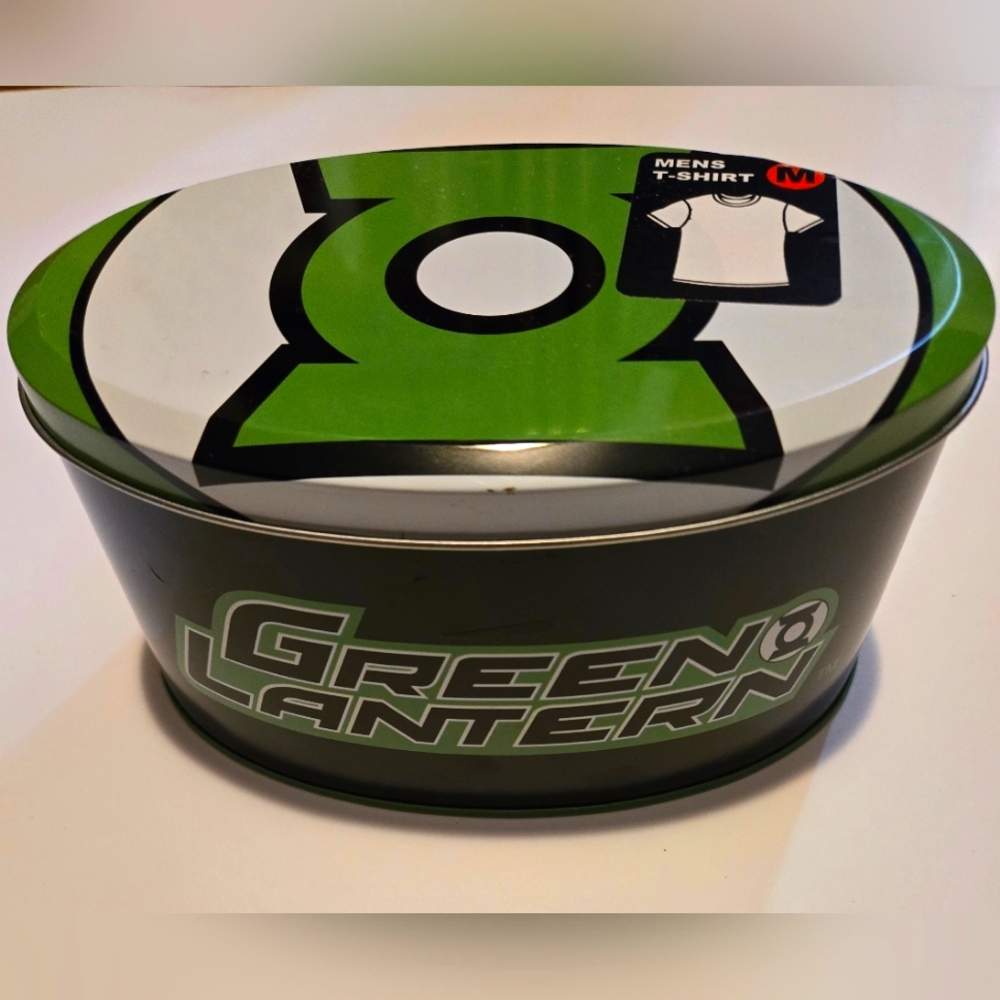 Green Lantern shirt in can NEW with Tags DC Comics Kohl's Collector's Tin Medium